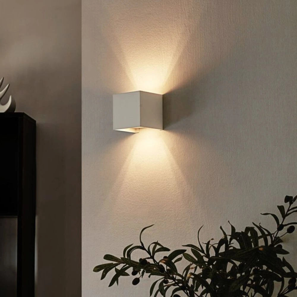 adjustable-wall-light-modern-led-sconce-dimmable-indoor-outdoor-img5.webp