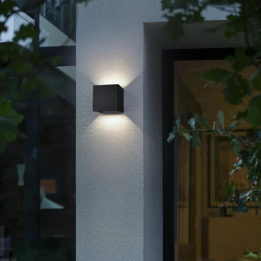 adjustable-wall-light-modern-led-sconce-dimmable-indoor-outdoor-img8.webp