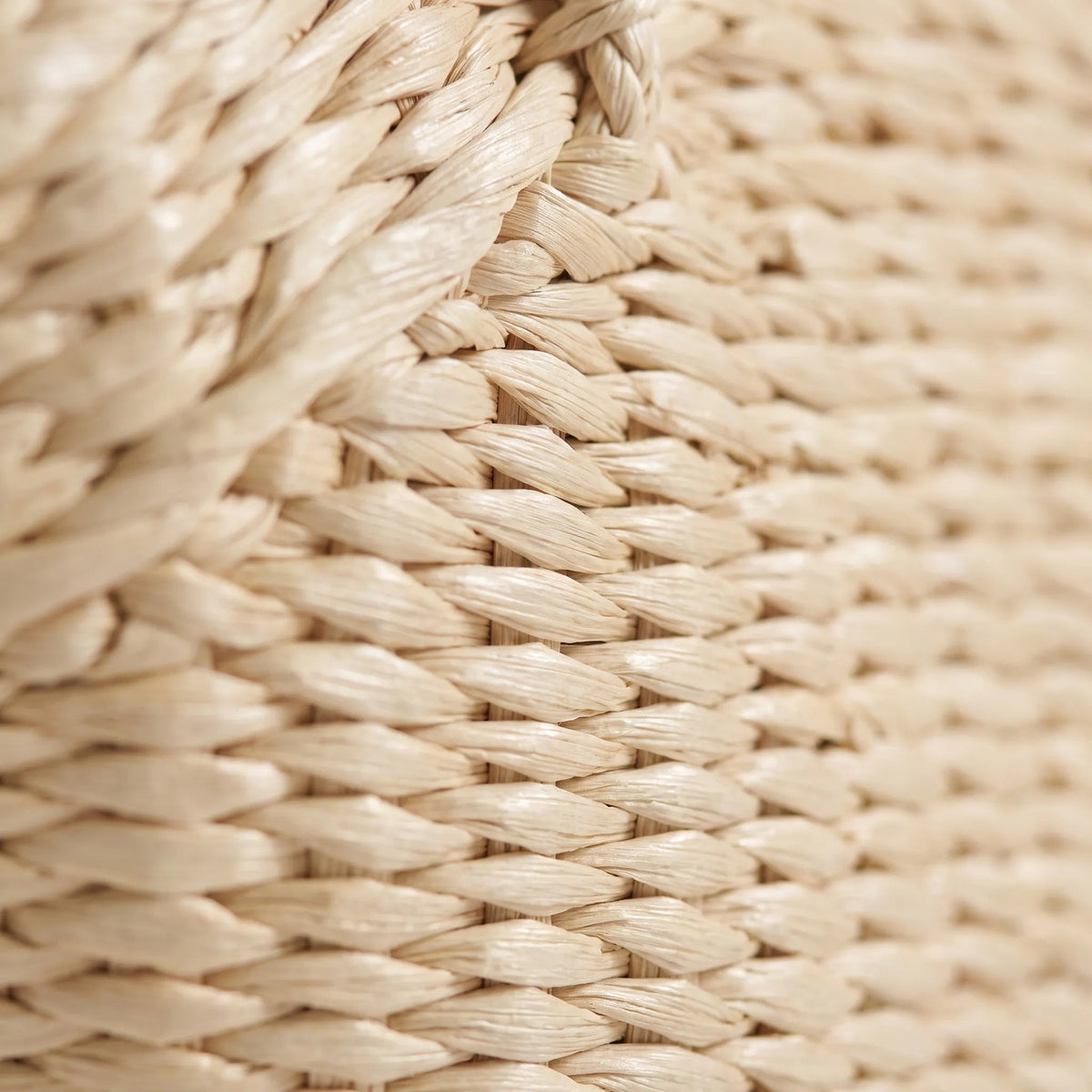 beach-woven-tote-bag-large-summer-straw-shoulder-bag-for-women-img3.webp