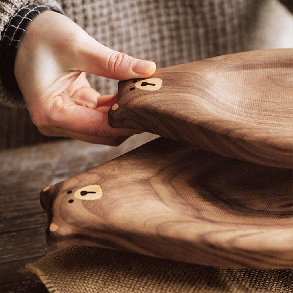 bear-shaped-wooden-serving-board-food-safe-solid-wood-img2.jpg