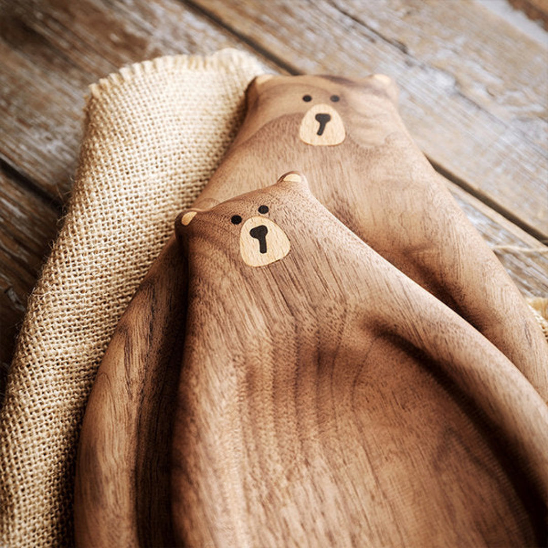 bear-shaped-wooden-serving-board-food-safe-solid-wood-img3.jpg