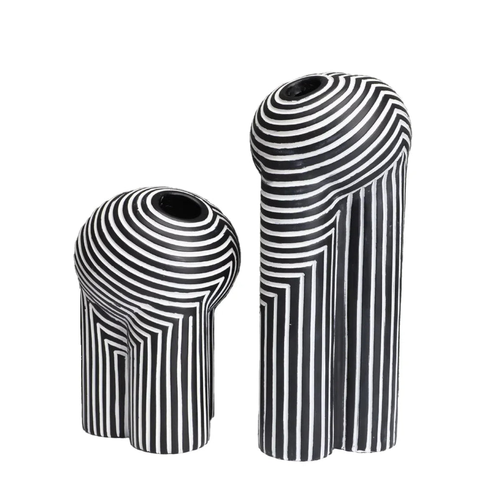 black-white-striped-vase-set-with-bold-monochrome-elegance-img9.png