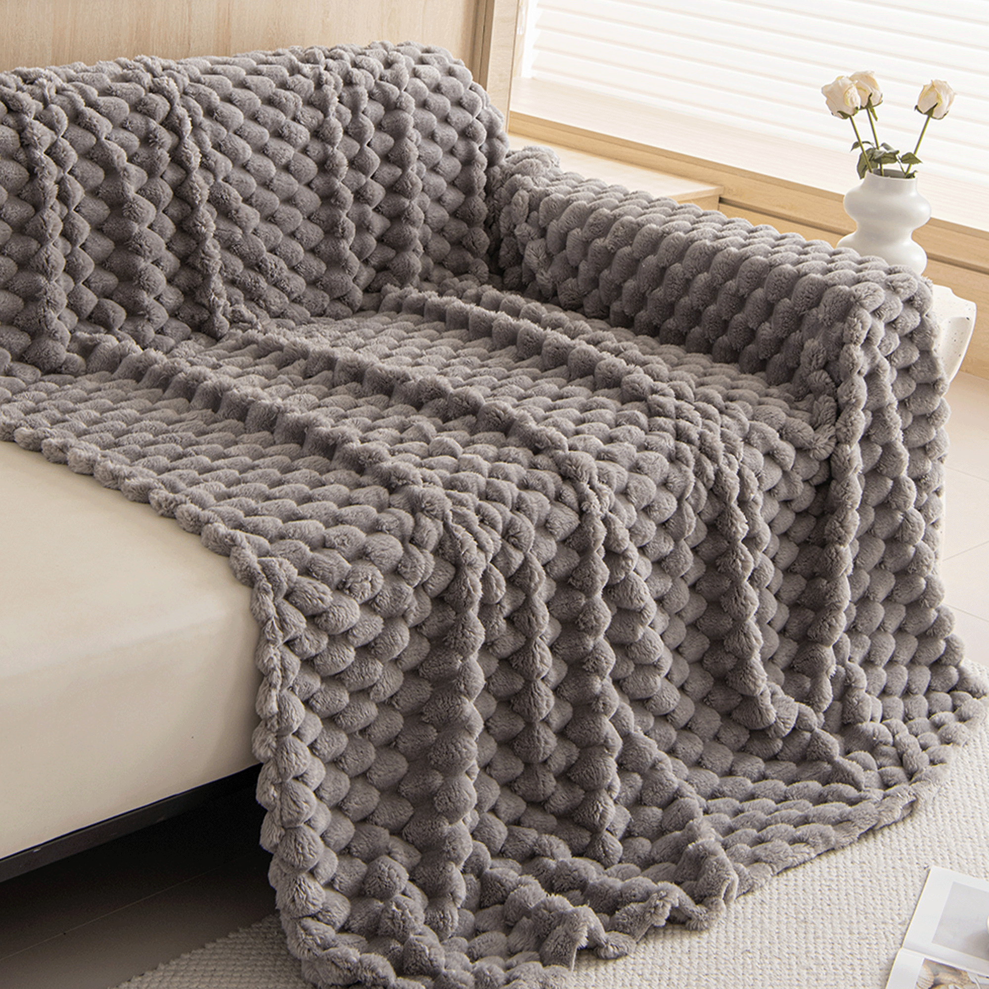 bubble-knit-fleece-sofa-protector-with-plush-popcorn-texture-img14.png