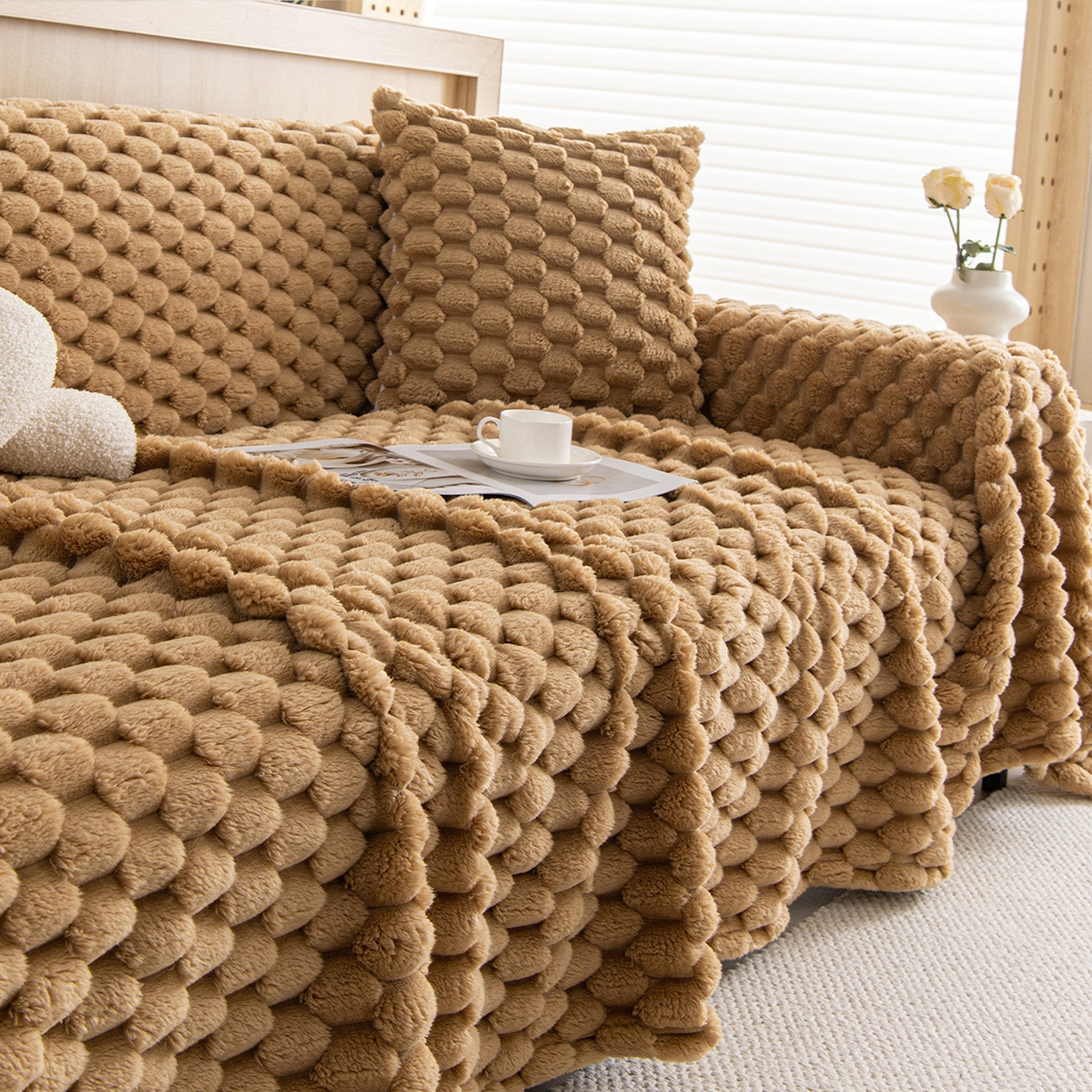 bubble-knit-fleece-sofa-protector-with-plush-popcorn-texture-img7.jpg