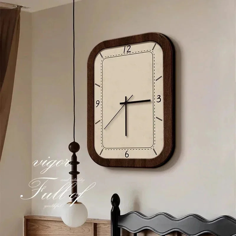 carved-pendulum-wall-clock-with-vintage-elegance-img4.jpg