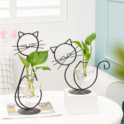 cat-shaped-iron-planter-with-glass-heart-vase-img1.jpg