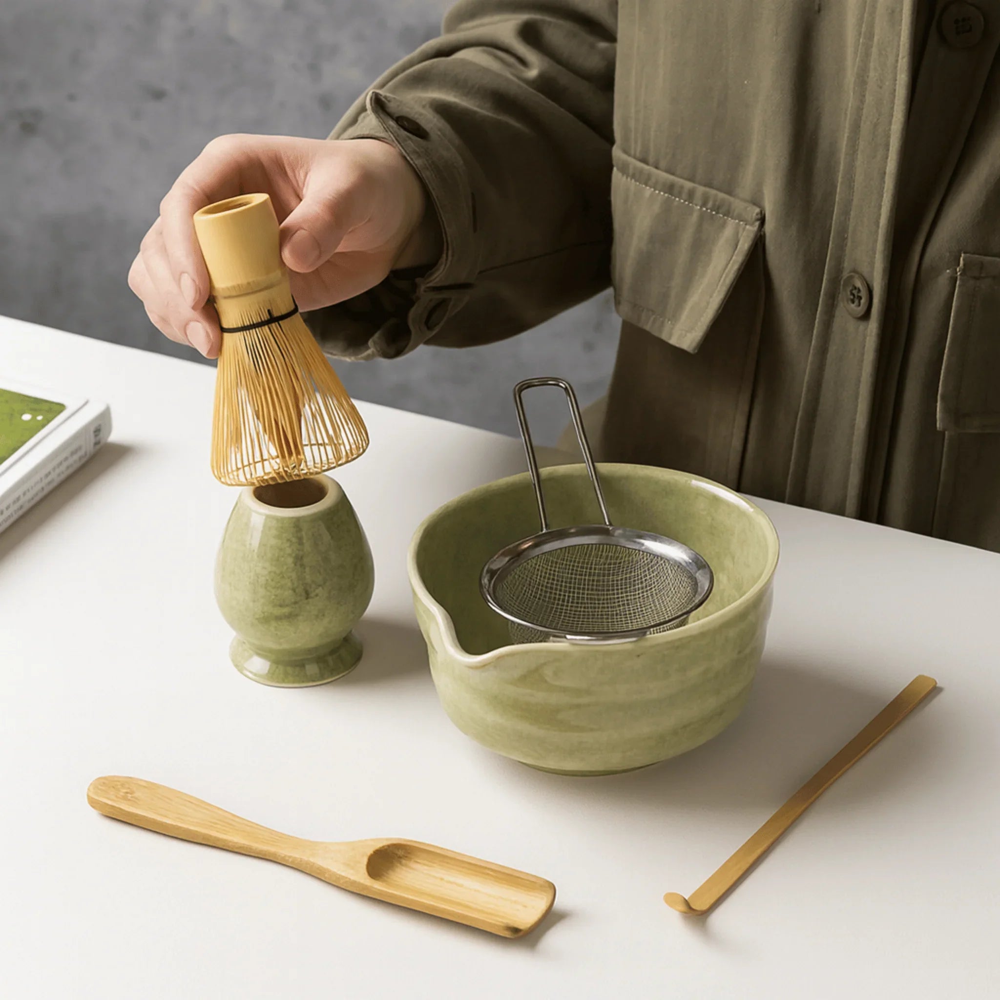 ceramic-bamboo-matcha-set-for-traditional-tea-rituals-img1.png