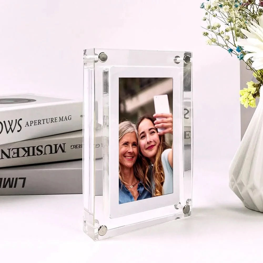 compact-digital-photo-frame-with-high-resolution-ips-screen-img3.webp