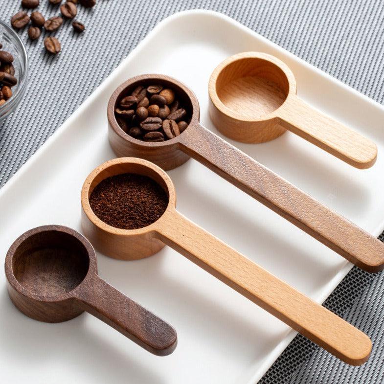 compact-wooden-coffee-scoop-food-safe-ergonomic-measure-img2.jpg