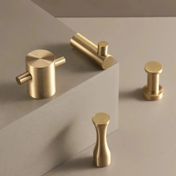 decorative-brass-wall-hook-for-minimalist-entryway-d-cor-img5.webp