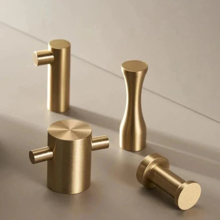 decorative-brass-wall-hook-for-minimalist-entryway-d-cor-img6.webp