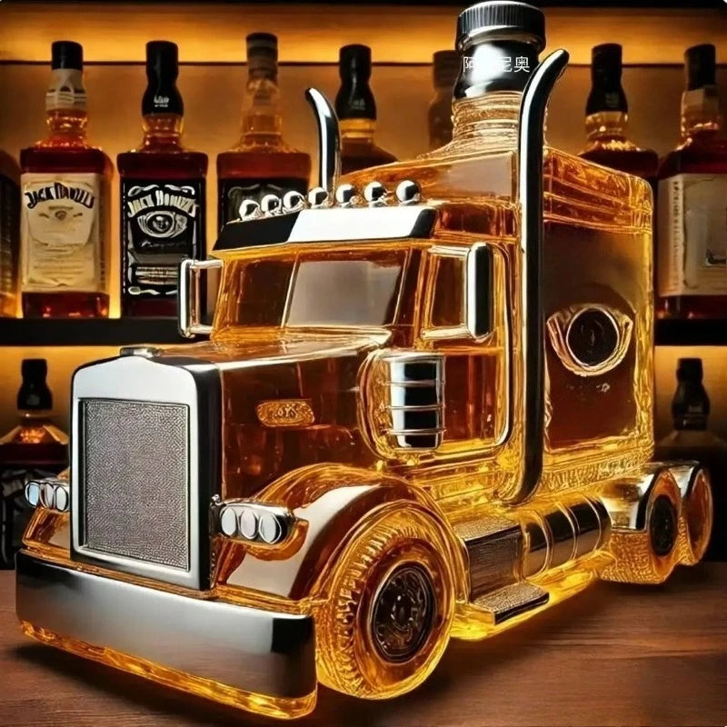 decorative-semi-truck-glass-whiskey-bottle-350ml-collectors-gift-img4.webp