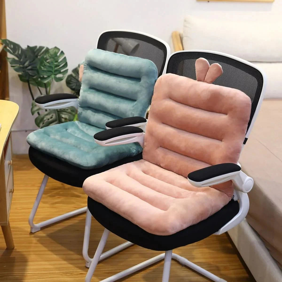 ergonomic-back-seat-cushion-with-non-slip-soft-padding-img2.webp