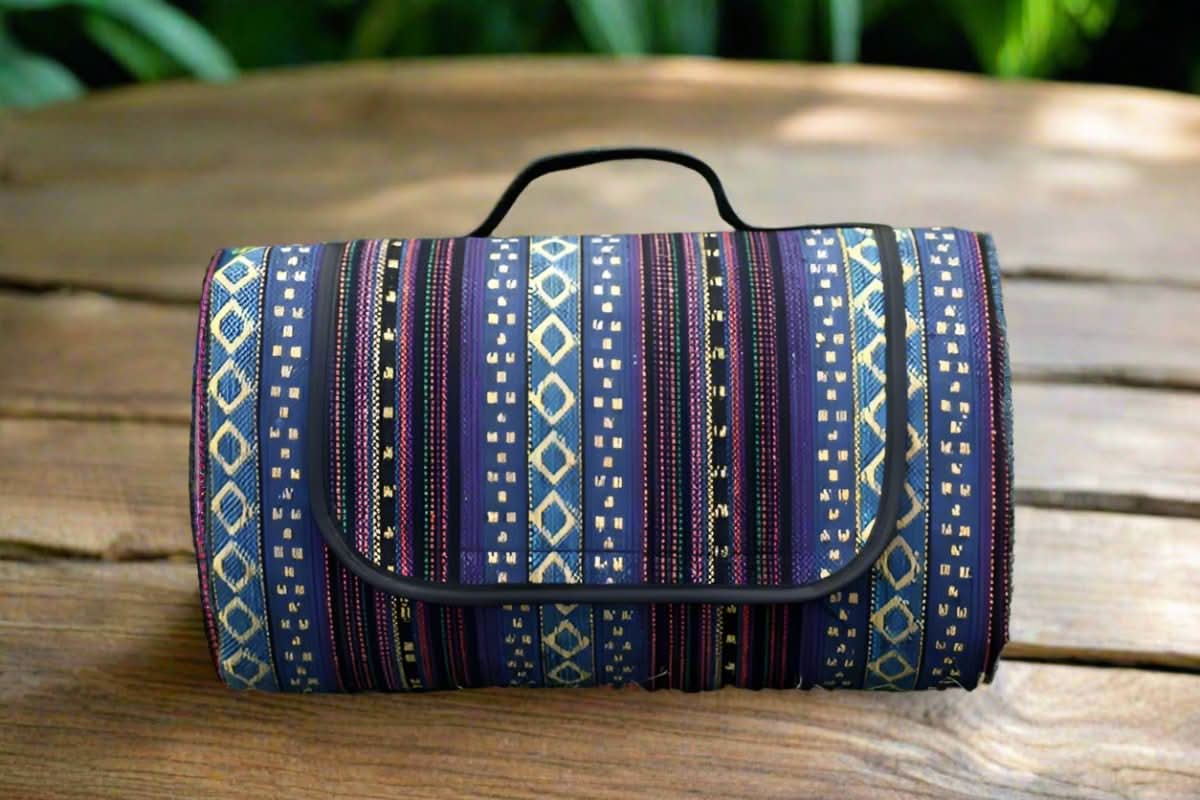 ethnic-waterproof-picnic-mat-for-camping-outdoor-adventures-img10.jpg