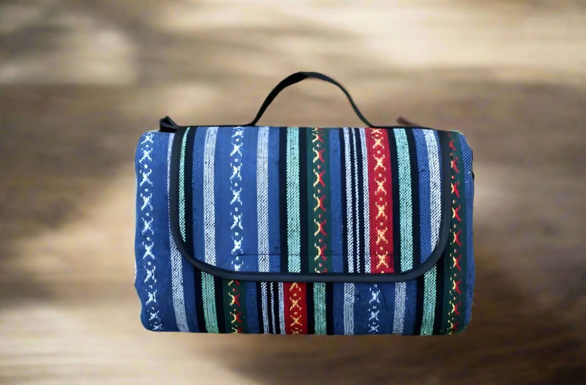 ethnic-waterproof-picnic-mat-for-camping-outdoor-adventures-img12.jpg