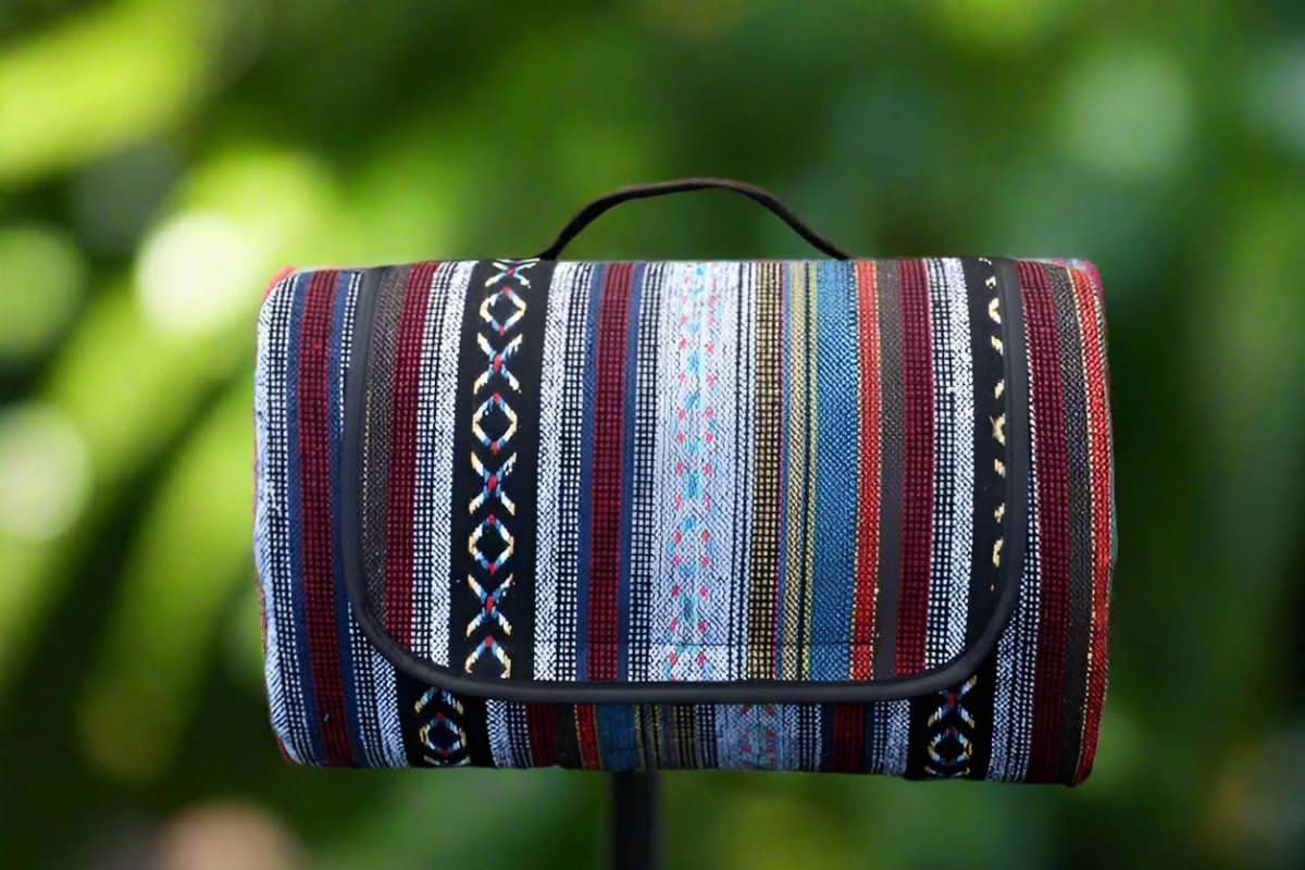 ethnic-waterproof-picnic-mat-for-camping-outdoor-adventures-img13.jpg