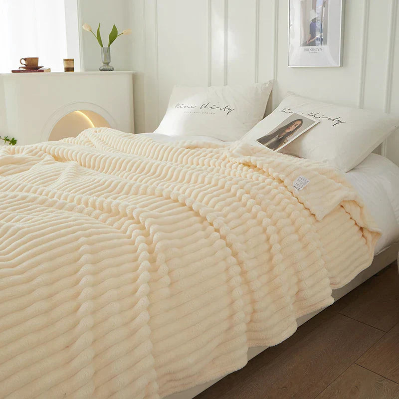 flannel-fleece-blanket-ultra-soft-wide-stripe-warm-cozy-img15.webp