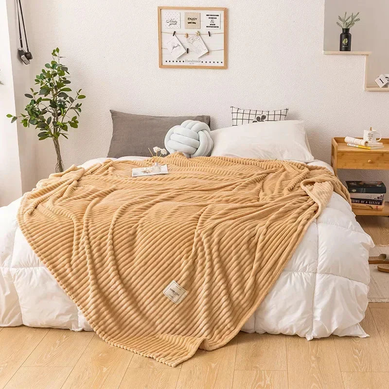 flannel-thick-autumn-blanket-ultra-soft-warm-cozy-img7.webp