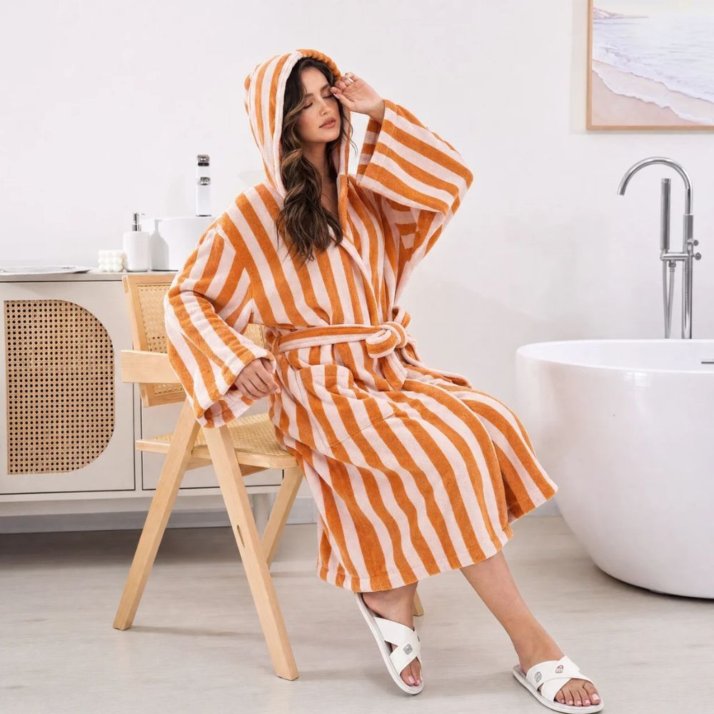 fleece-sherpa-bathrobe-for-spa-home-belted-waist-design-img3.jpg
