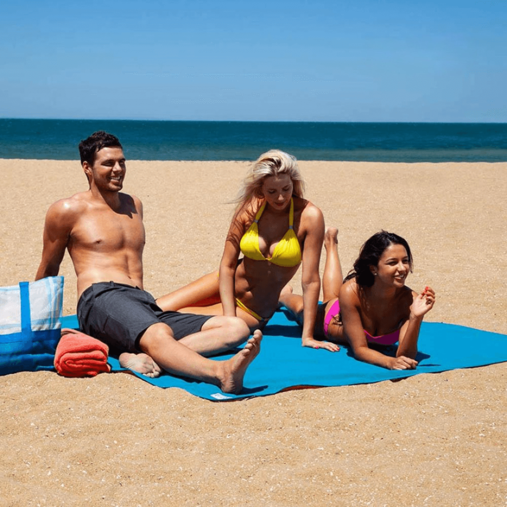 foldable-sand-free-beach-mat-for-outdoor-picnics-img6.png