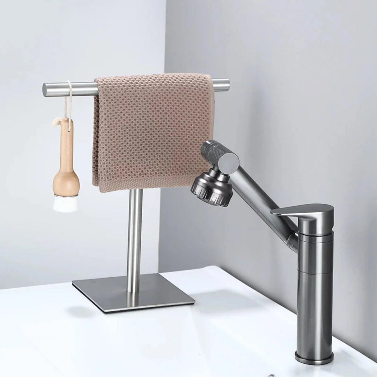 freestanding-counter-towel-rack-for-bathroom-non-slip-base-img5.jpg
