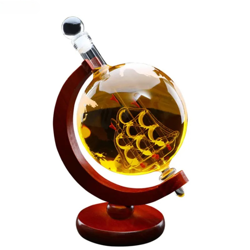 globe-shaped-whiskey-decanter-set-850ml-spirits-serving-img3.png