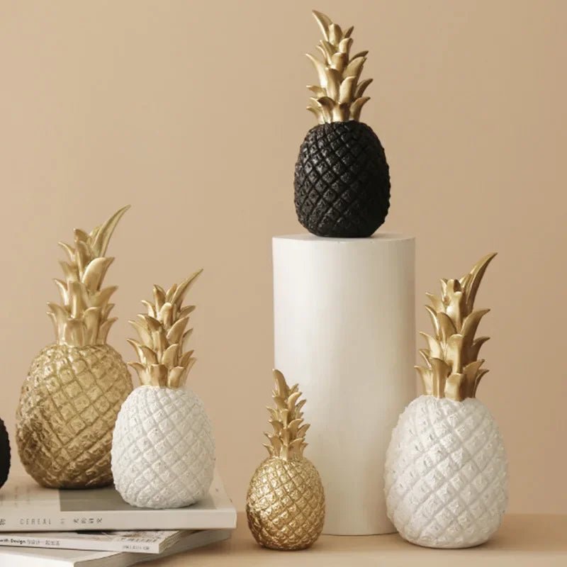 glossy-gold-pineapple-sculpture-with-tropical-elegance-img7.webp