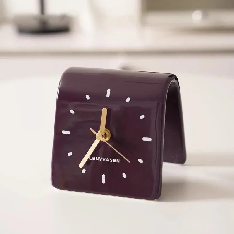 handcrafted-ceramic-desk-clock-with-minimalist-elegance-img7.jpg