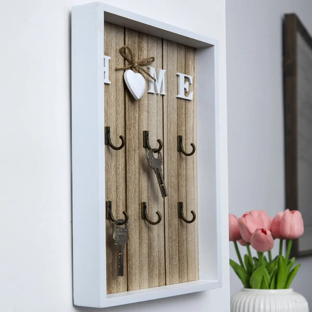 handcrafted-wooden-key-holder-with-warm-minimalist-charm-img2.webp