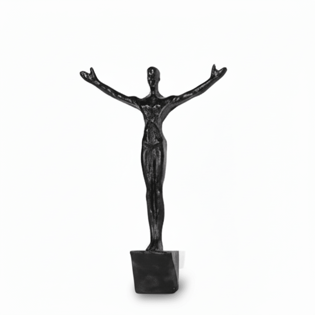 handmade-resin-climbing-wall-sculpture-img15.png