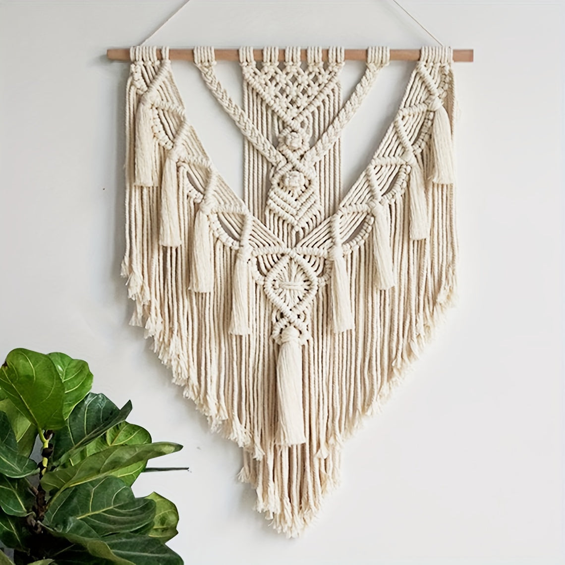 handwoven-bohemian-macrame-wall-hanging-with-fringe-tassels-img3.jpg