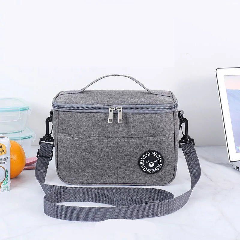 insulated-cooler-bag-for-fresh-snacks-and-drinks-on-the-go-img7.webp