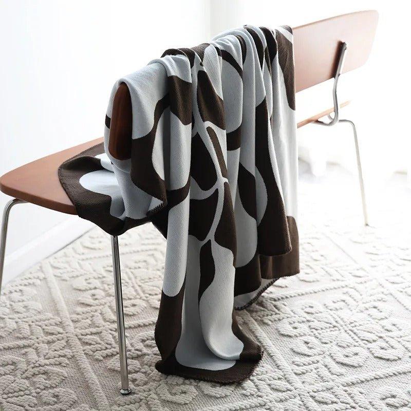 luxe-bohemian-throw-blanket-with-modern-abstract-design-img10.jpg