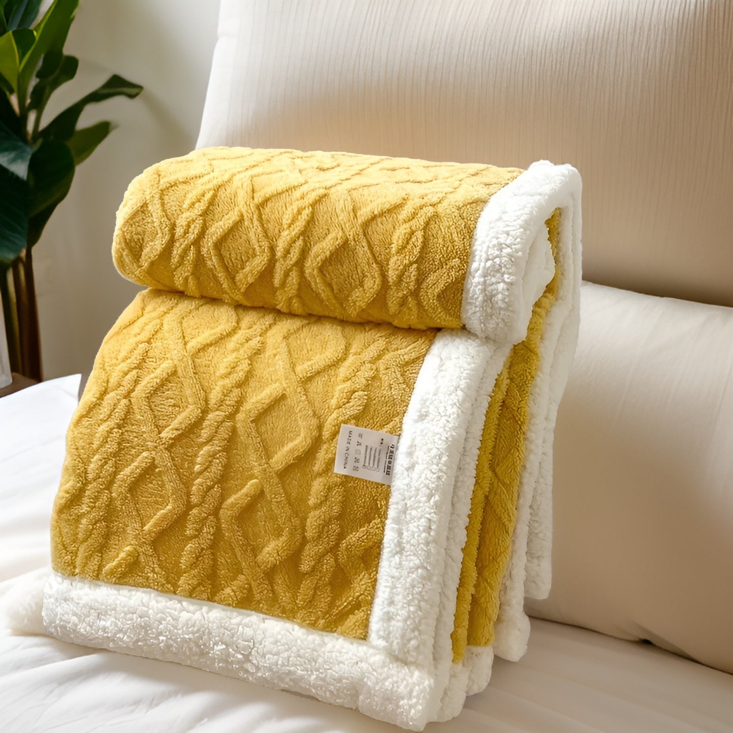 luxe-double-sided-fleece-blanket-for-ultimate-winter-comfort-img14.jpg
