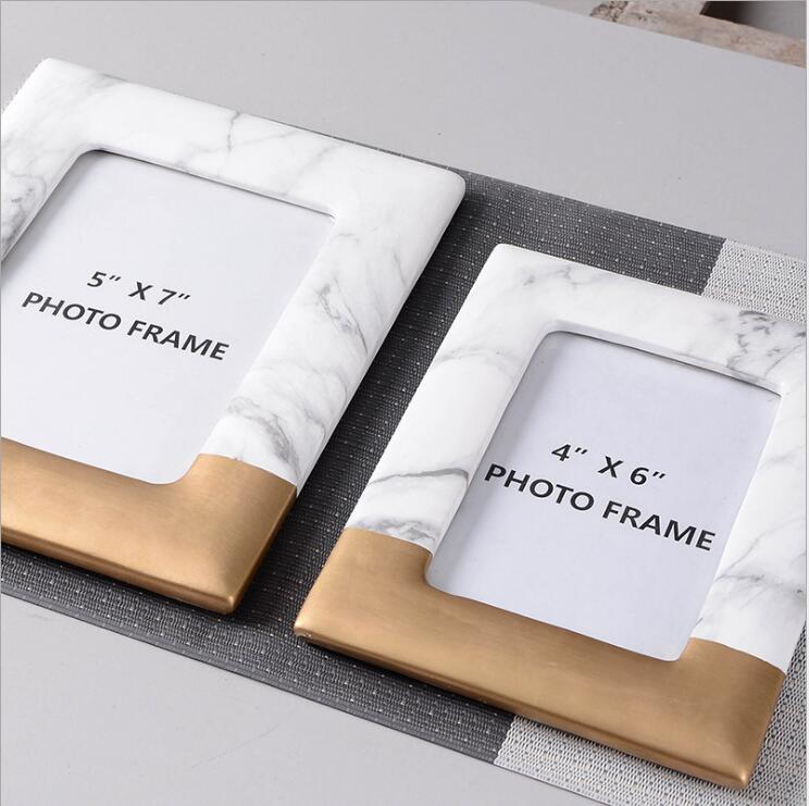 marble-look-photo-frame-with-gold-accent-base-img3.jpg