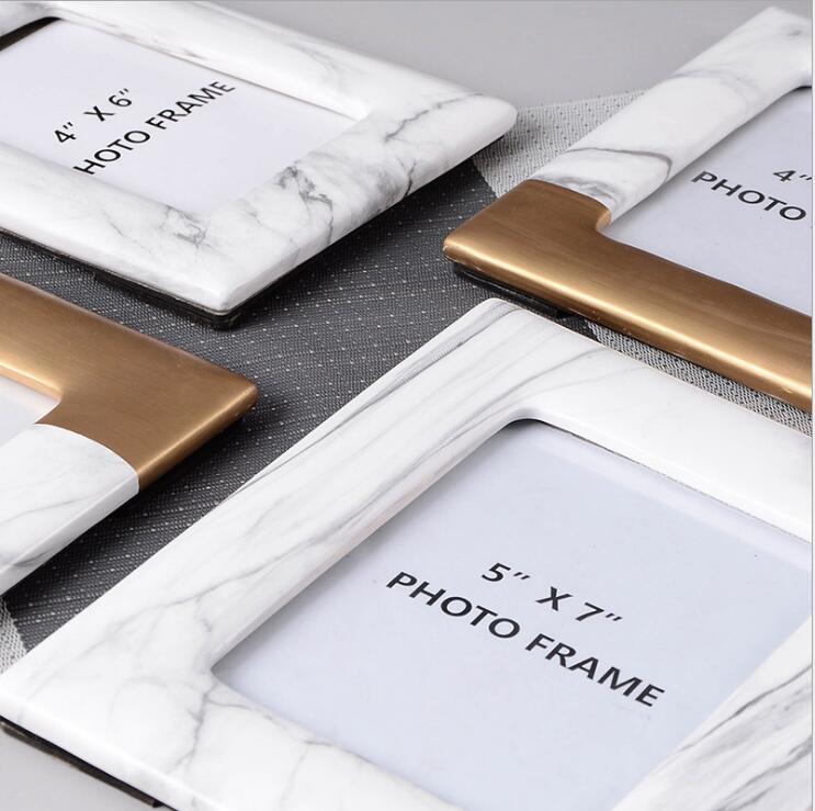 marble-look-photo-frame-with-gold-accent-base-img4.jpg