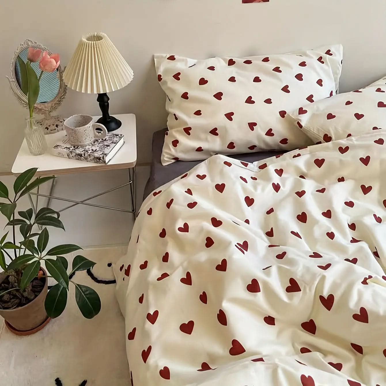 microfiber-sheet-set-heart-print-ultra-soft-romantic-design-img1.jpg