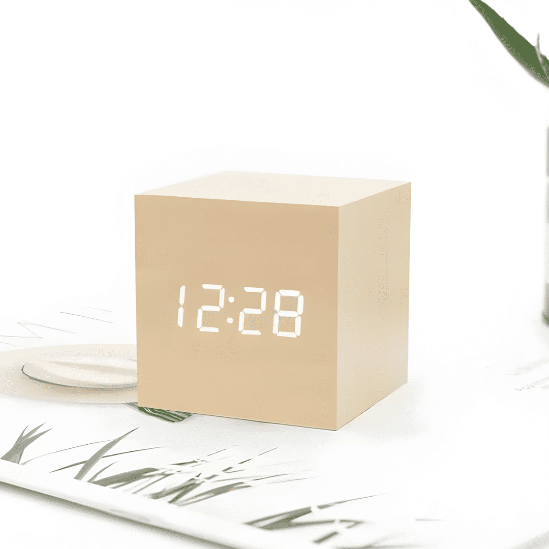 minimalist-led-cube-alarm-clock-with-smart-display-img3.png