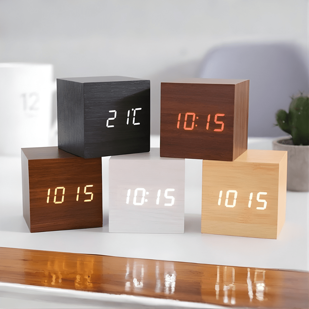 minimalist-led-cube-alarm-clock-with-smart-display-img5.png