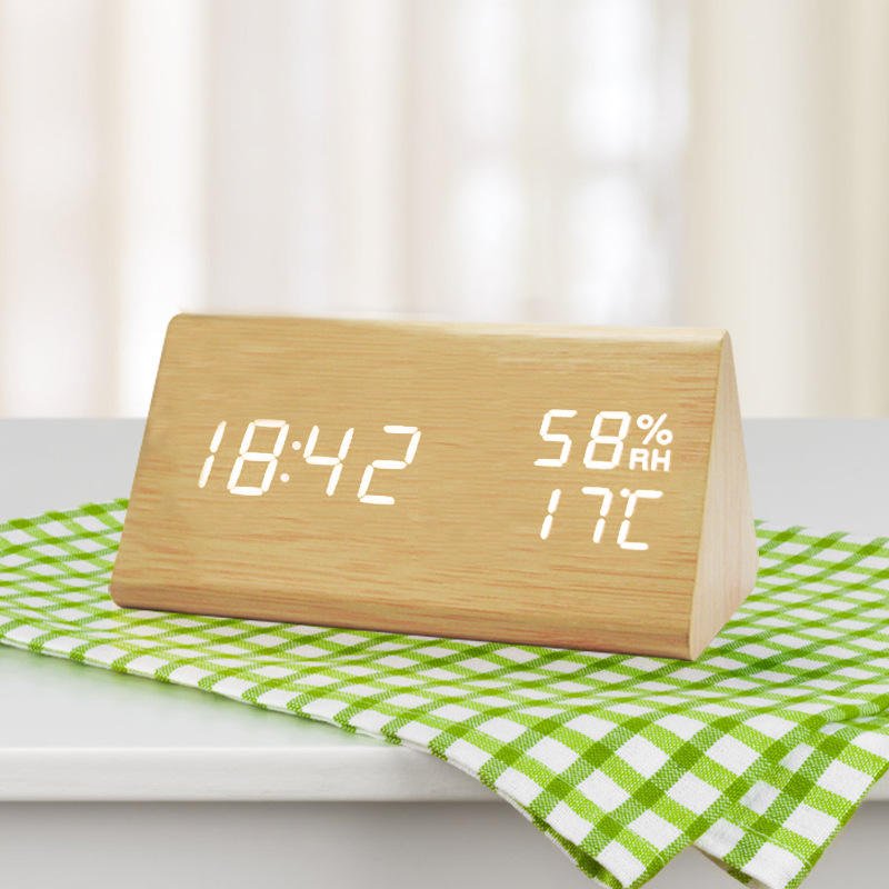minimalist-wooden-digital-clock-with-temperature-display-img8.jpg