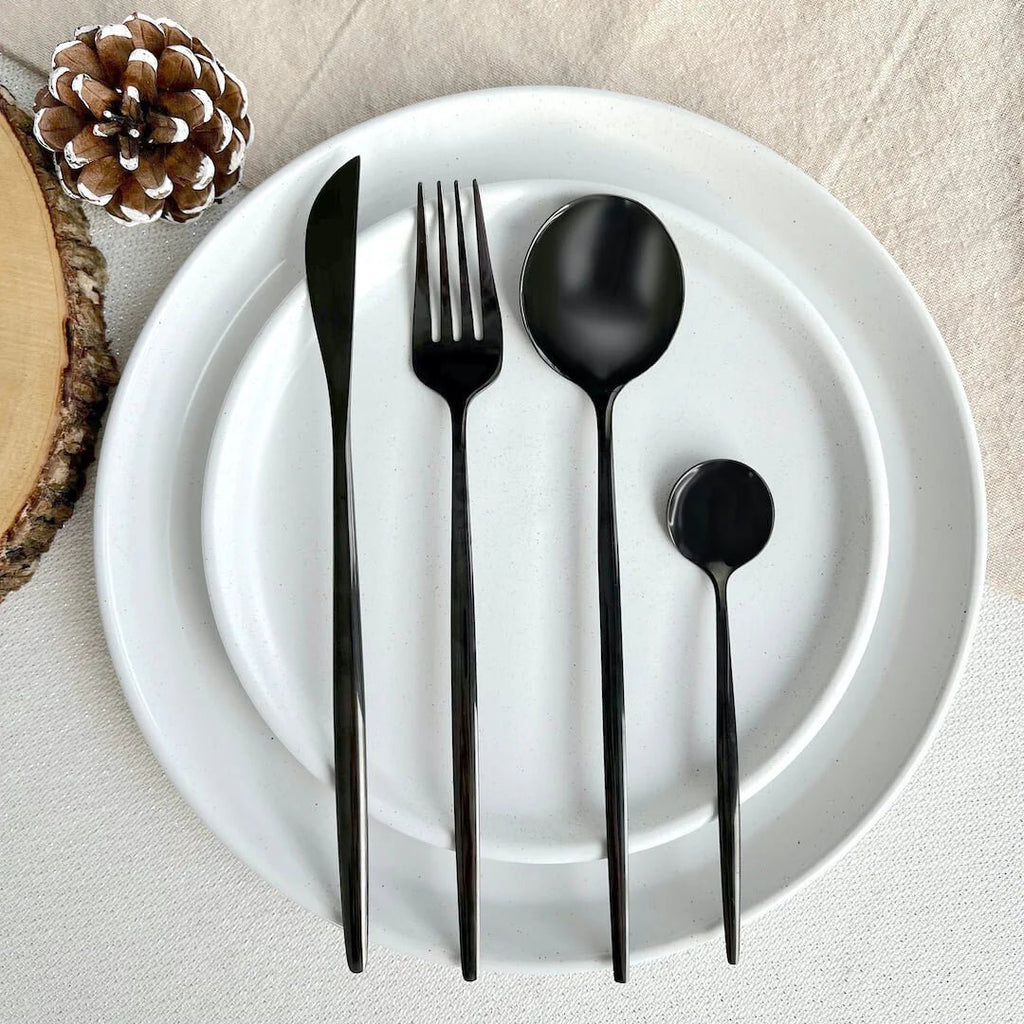 modern-black-flatware-set-24pc-dishwasher-safe-img2.webp