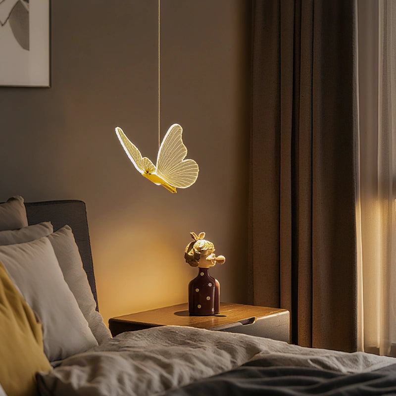 modern-crystal-pendant-light-with-gold-finish-for-dining-room-img4.webp