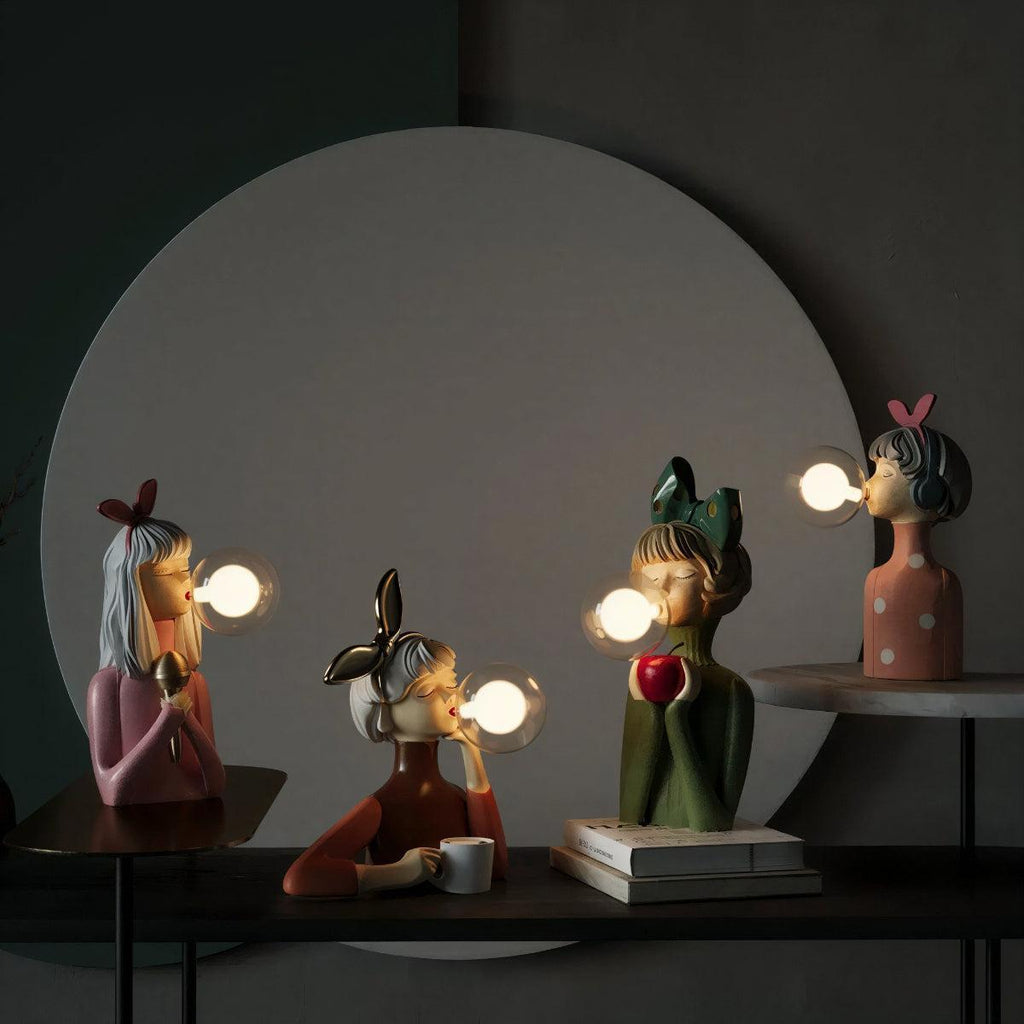 modern-figurine-table-lamp-with-sculptural-base-for-living-room-img4.jpg