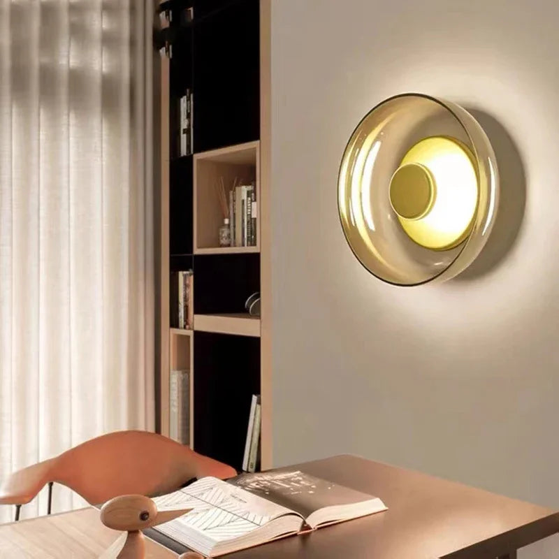 modern-glass-led-wall-sconce-with-minimalist-design-img4.webp