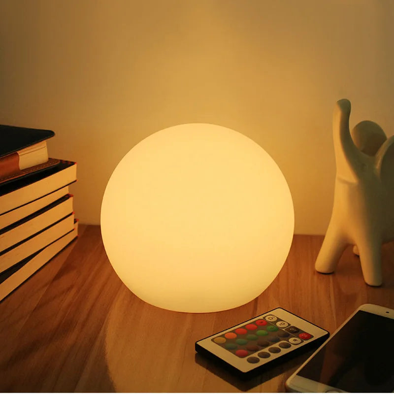 modern-globe-table-lamp-with-elegant-warm-glow-img3.webp