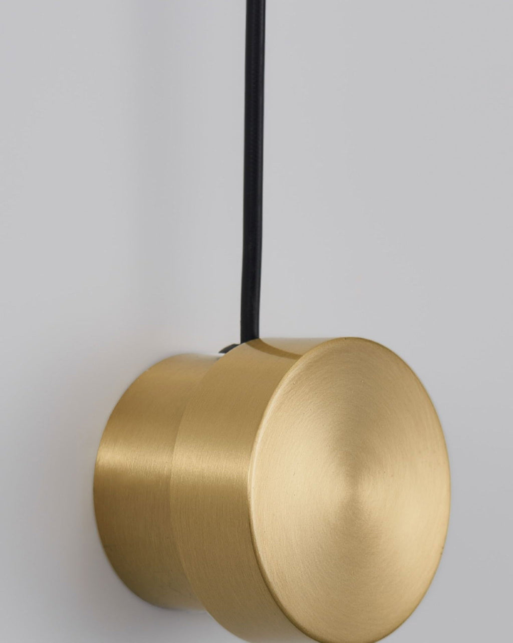 modern-gold-wall-sconce-with-dimmer-switch-img12.jpg