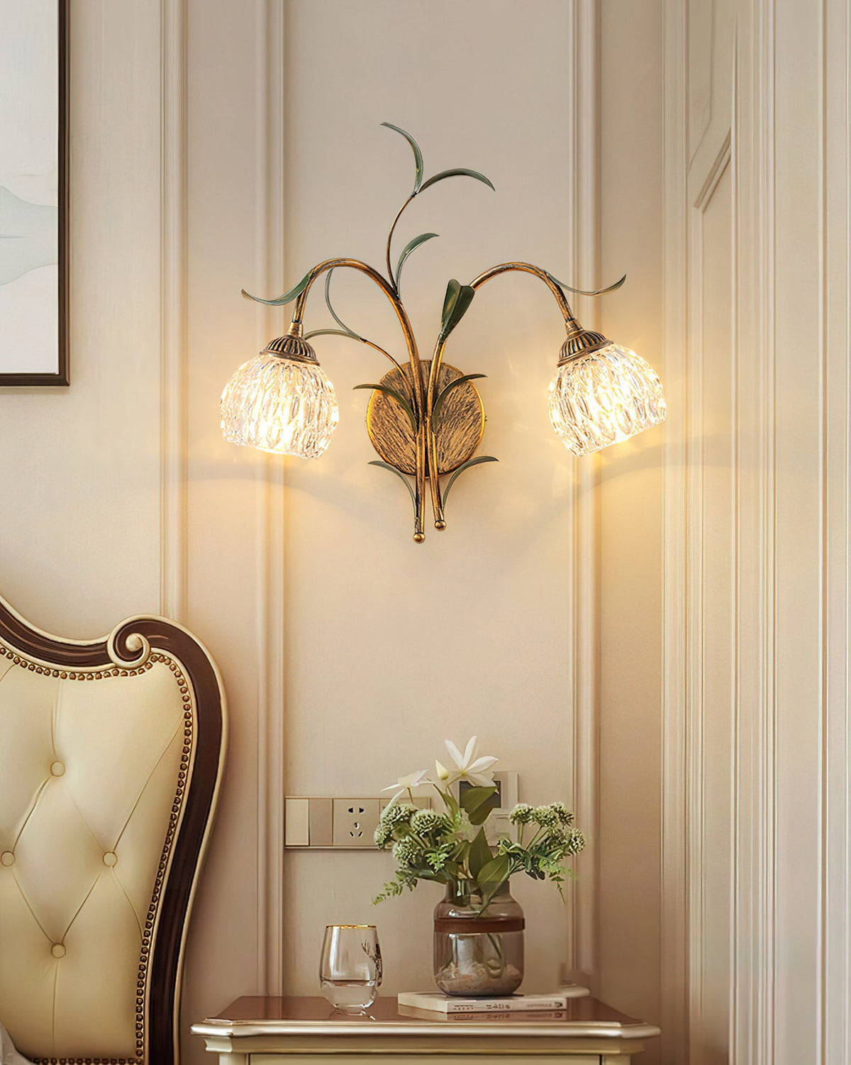 modern-jasmine-wall-sconce-with-floral-accent-for-living-room-img3.jpg