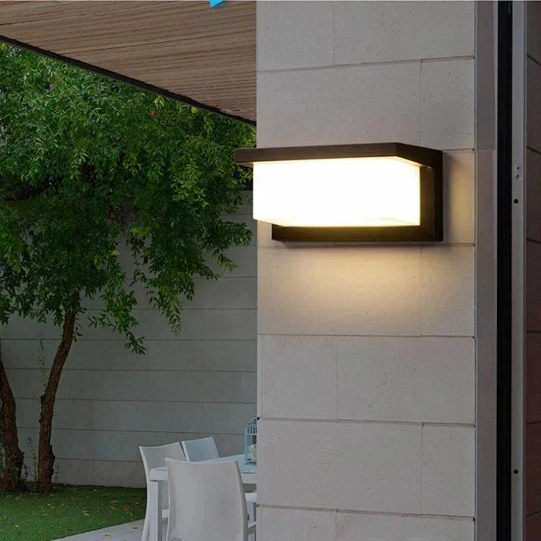 modern-led-outdoor-wall-sconce-with-smart-light-control-img2.jpg