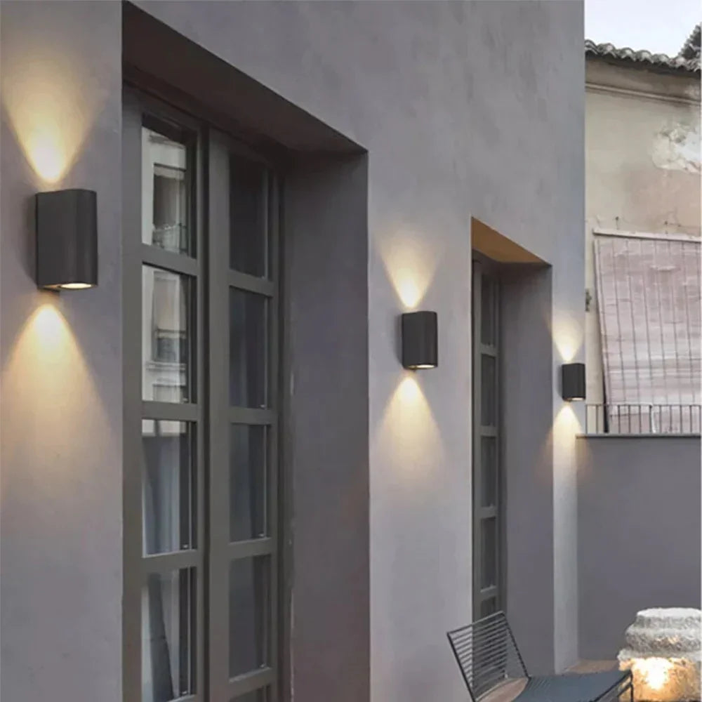 modern-led-outdoor-wall-sconce-with-waterproof-aluminum-finish-img4.jpg