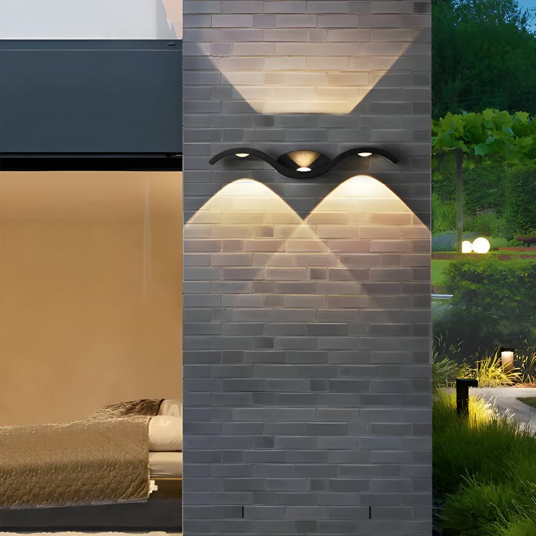 modern-led-wall-sconce-with-up-down-wavy-light-effect-img3.jpg